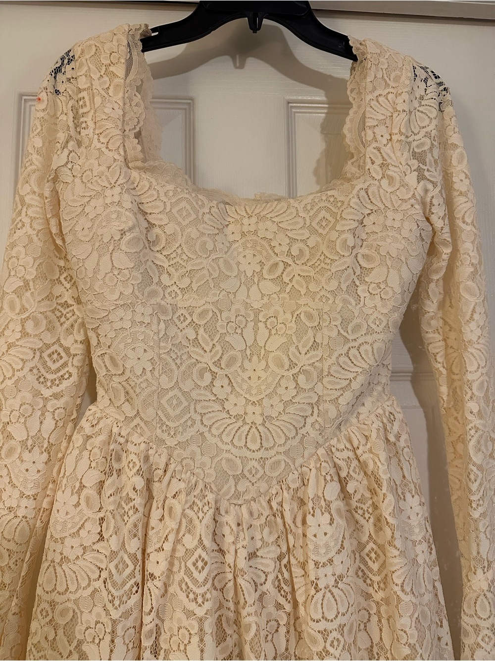 House of CB Fae Lace Long Sleeve Dress - Picture 3 of 16
